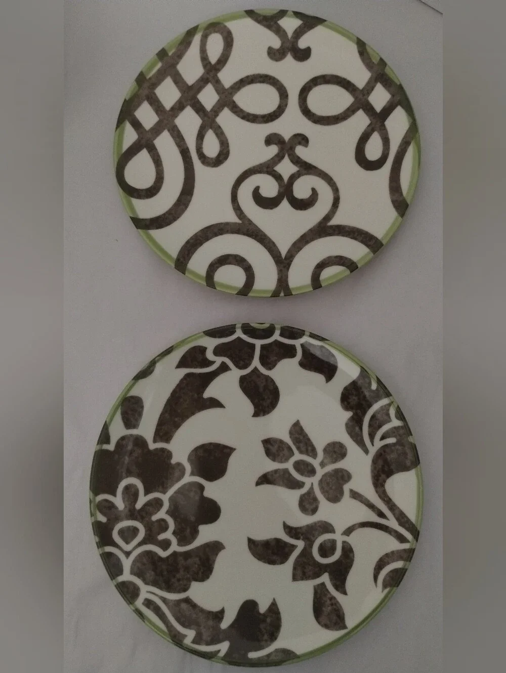 2 Southern Living Terrace Salad/Dessert Plates Brown Floral Print /Green Trim